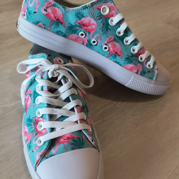 Flamingo Yes We Vibe Sneakers - Picture 5 of 6